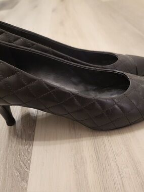CHANEL Black Quilted Leather Mid-Heel Pumps